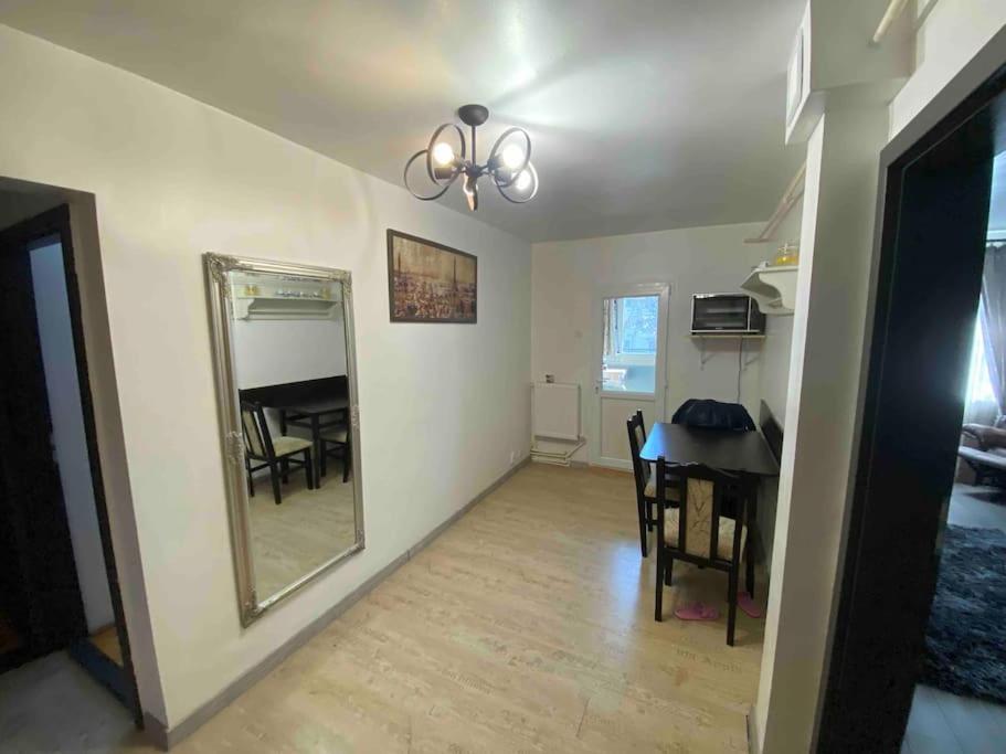 The Urban Hub 1 Apartment ยาช ภายนอก รูปภาพ